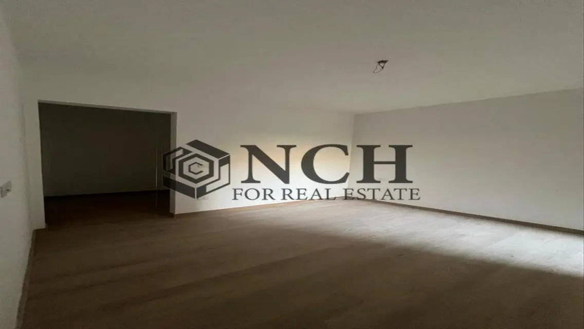 LUXURY APT GARDEN 160M 3BED RENT, PRIME LOCATION.