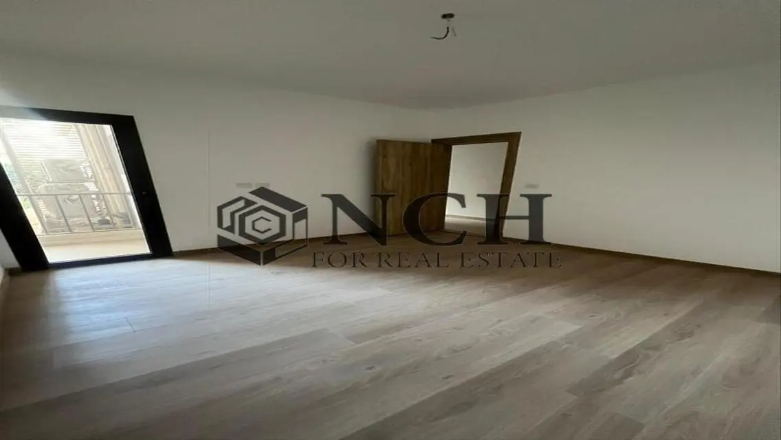 LUXURY APT GARDEN 160M 3BED RENT, PRIME LOCATION.