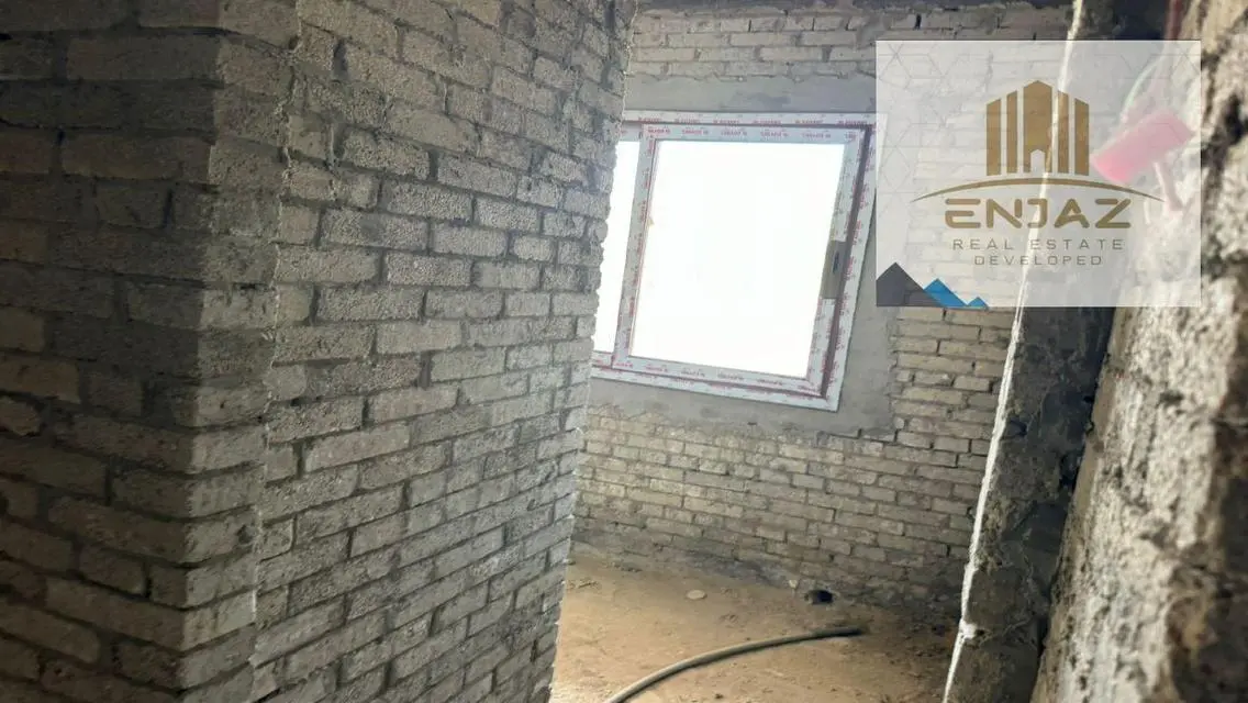 عقار فخم في موقع مميز