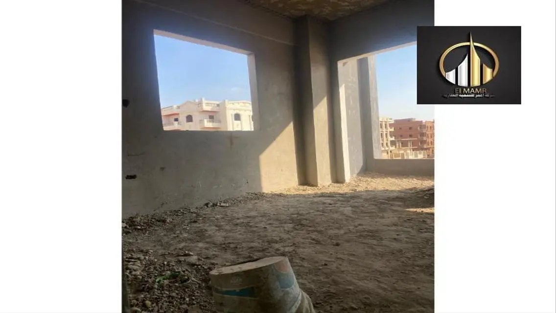 شقه فيو جاردن منطقه1 وخطوات من السويس وهايبر وان