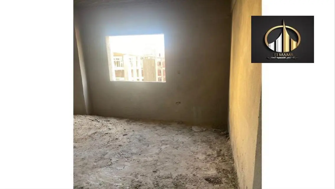 شقه فيو جاردن منطقه1 وخطوات من السويس وهايبر وان