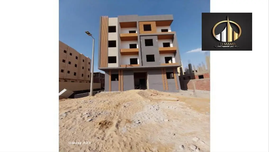 شقه فيو جاردن منطقه1 وخطوات من السويس وهايبر وان