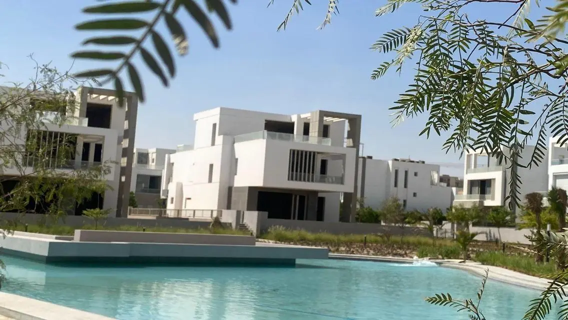 Ready to Move 3-Bed Apartment - Core &amp; Shell