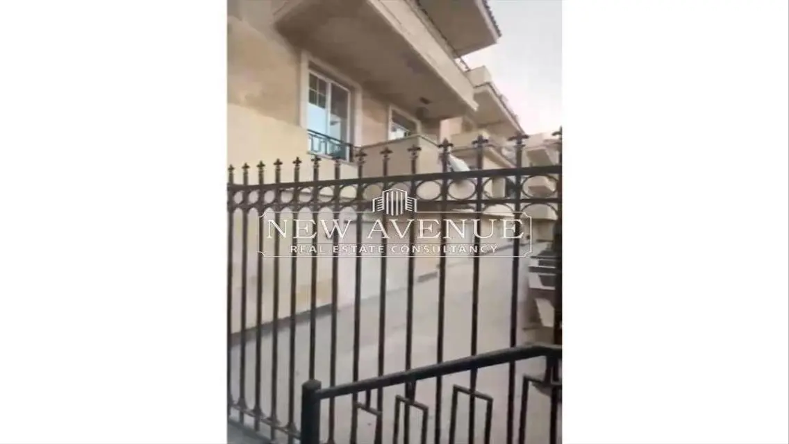 فرصة بأحسن سعر بموقع متميز  جدا دوبلكس فى الشويفات