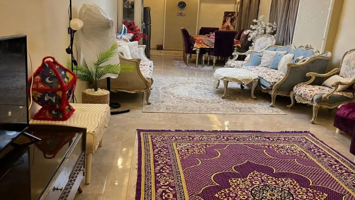 شقة فخمة للبيع بحدائق الاهرام - البوابة الثانية 