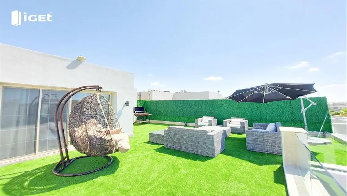 شاليه للايجار في هاسيندا باي قريب لي حمام السباحه.