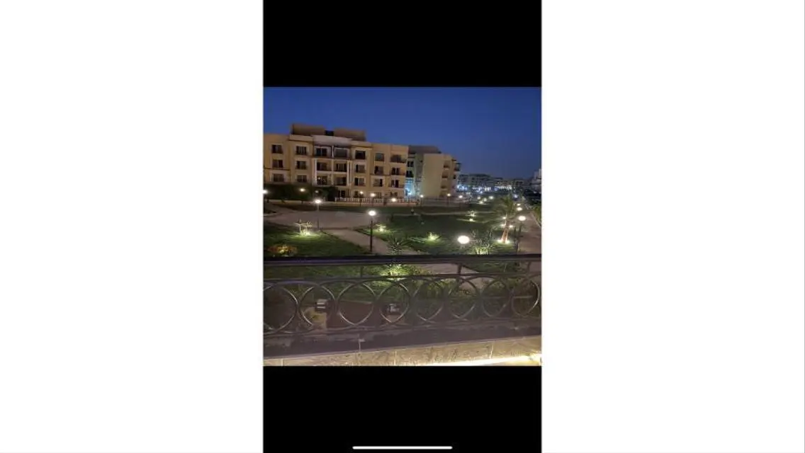 شقه للايجار بالتكييفات- سخانات كمبوند الخمائل زايد