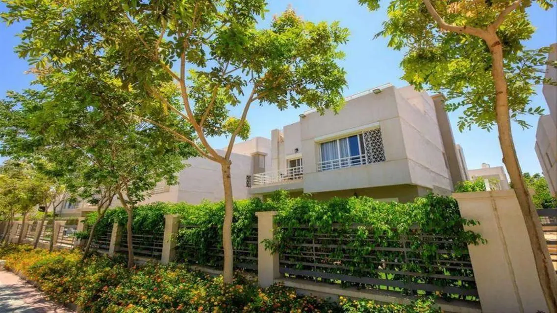 Prestigious Living Awaits – Villa Ready to move