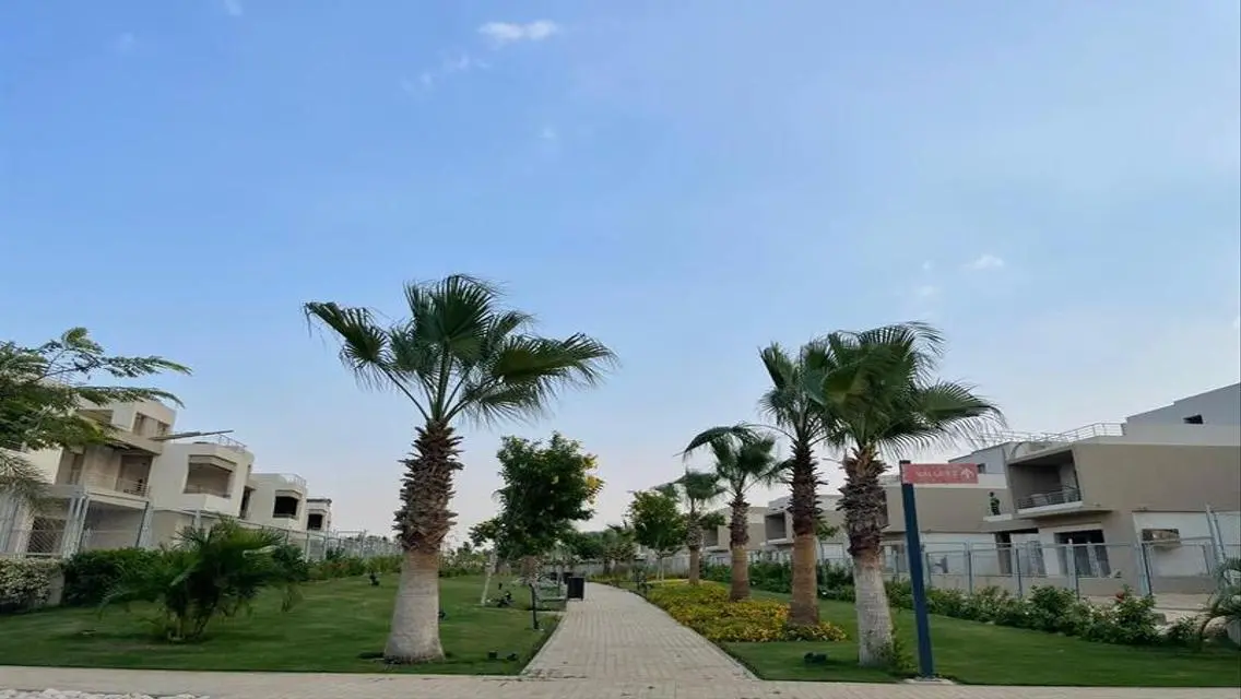 تاون هاوس فوري ريسيل في ذا كراون سعر مميز بالتقسيط