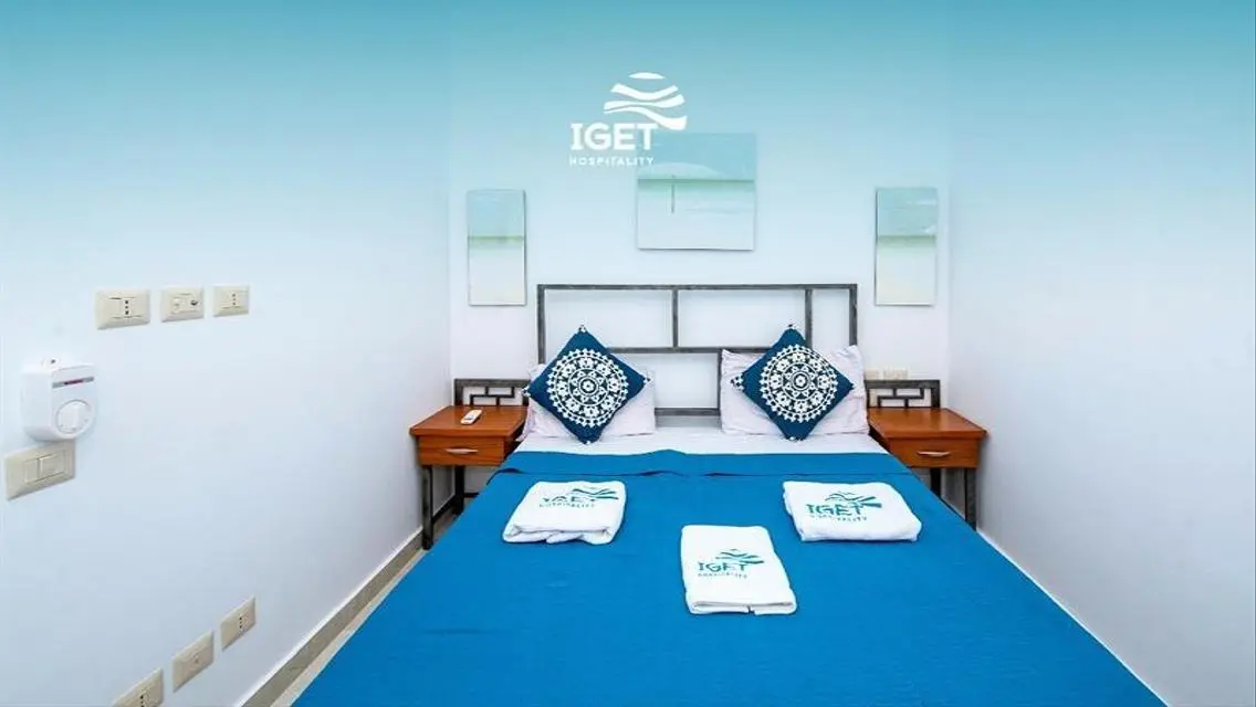 ground Chalet for rent in hacienda bay with garden