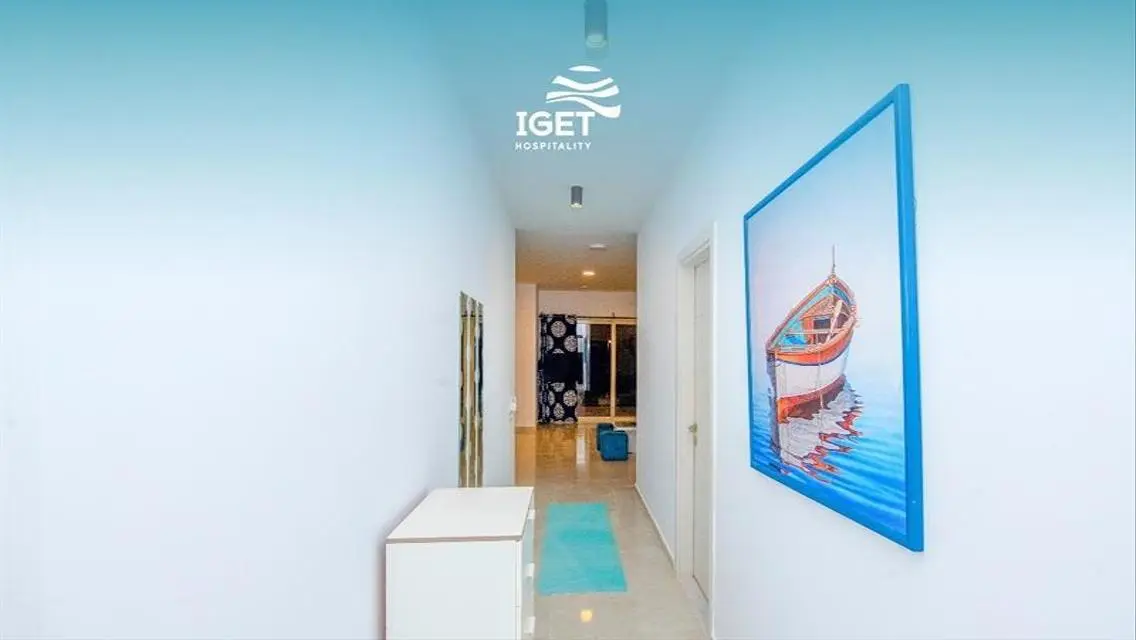 ground Chalet for rent in hacienda bay with garden
