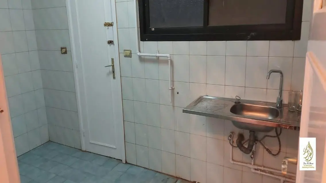 شقه  للايجار بموقع  متميز  بالمهندسين