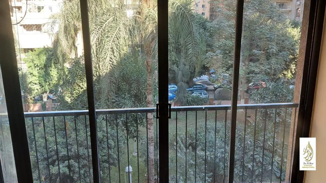 شقه  للايجار بموقع  متميز  بالمهندسين