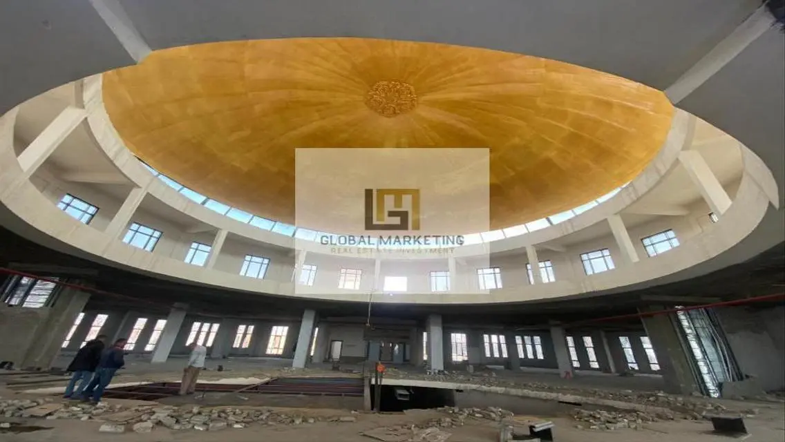 مunit جديد بمساحة 3000 متر متاحة للإيجار