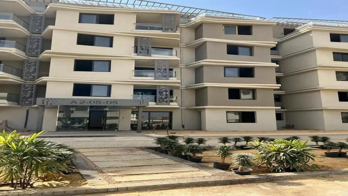 Fully Finished Apartment 3 Beds, 12 yrs inst