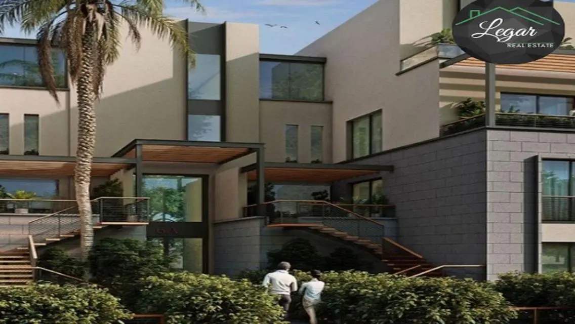 Luxury Apartment with Spacious Living in Y0170