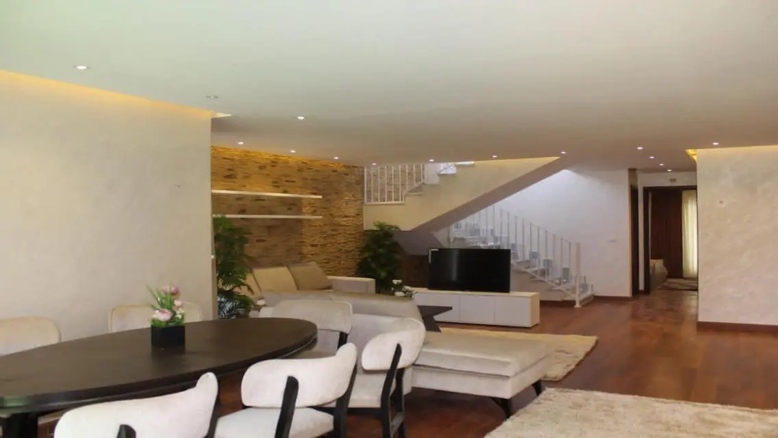 Duplex 220m Fully Furnished+RTM Next to Hyde Park