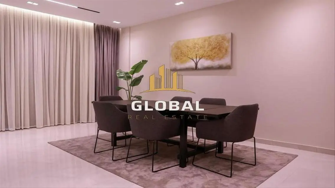 Stunning Lakeview Apartment for Sale at an Attractive Price