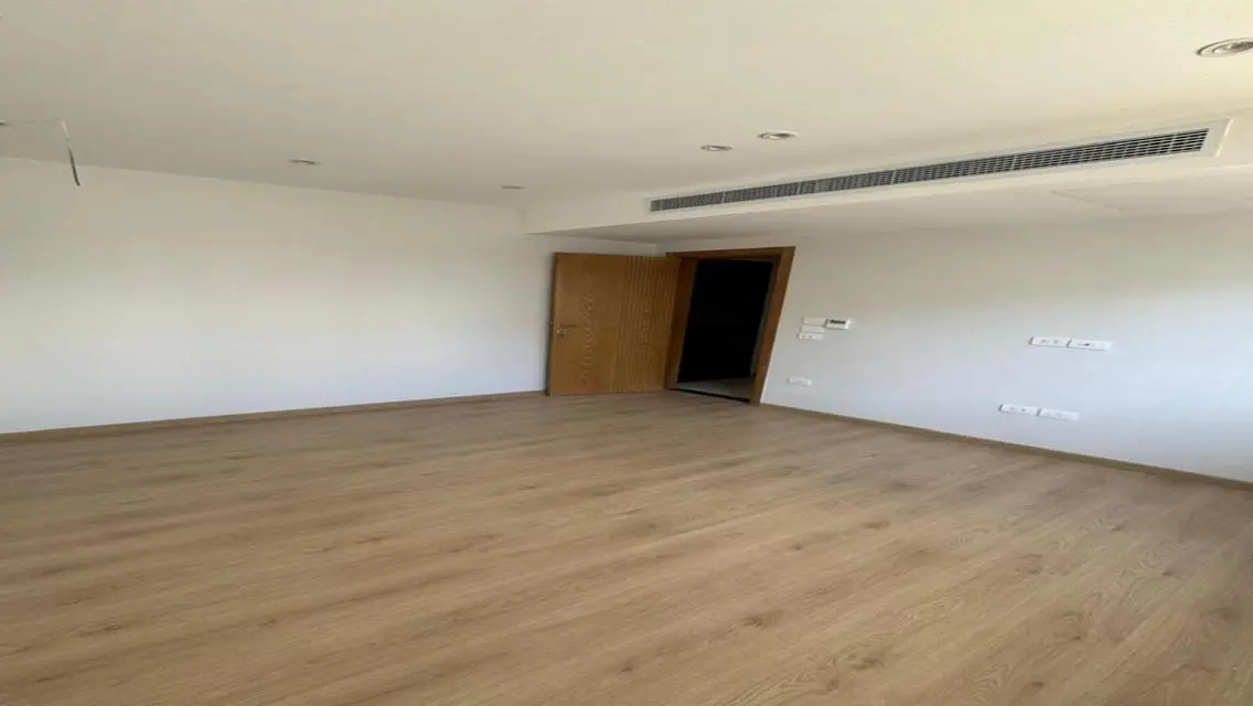 شقة للايجار اول سكن في هايد بارك