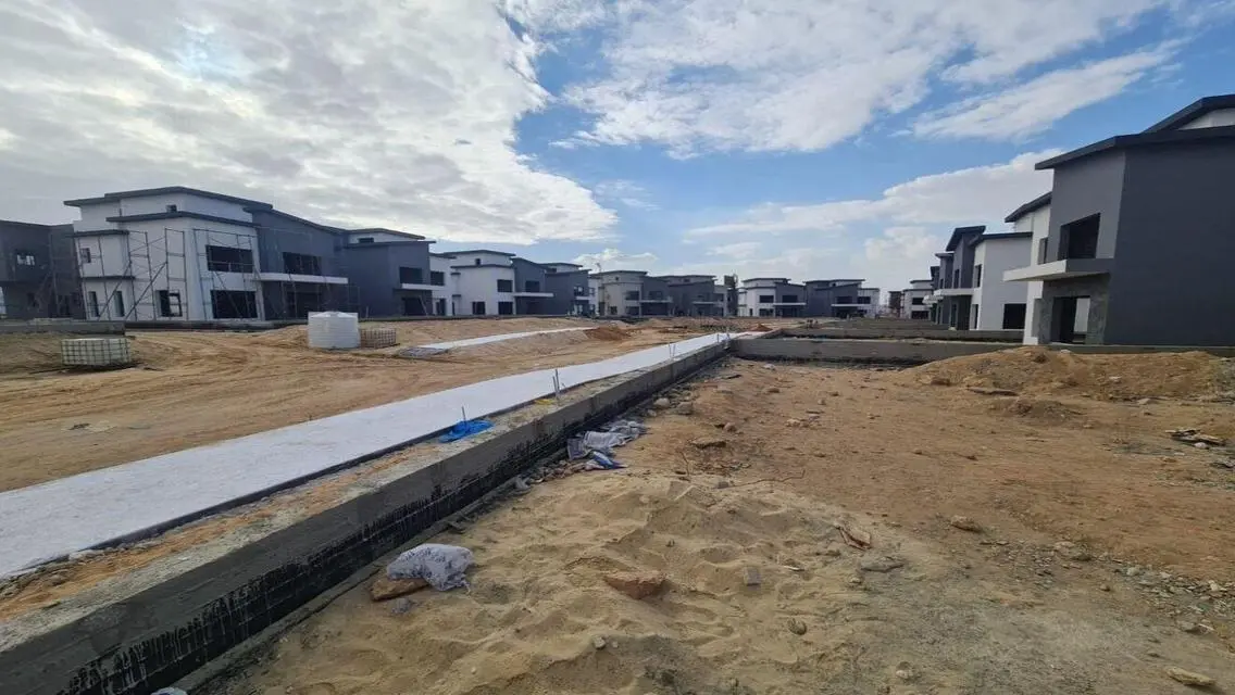 Own a premium townhouse direct access to Suez Road