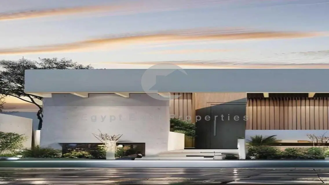 LAST VILLA IN THE CREST WITH A VERY PRIME LOCATION