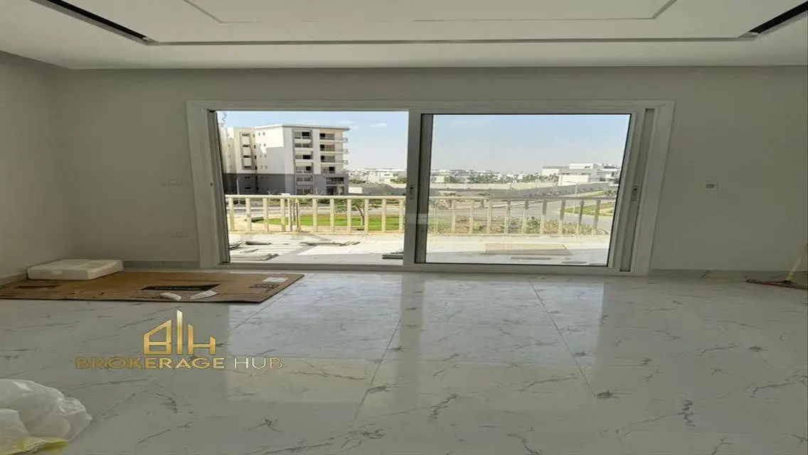 Luxury 200 SQM Apartment in Mina 30, 3 Bedrooms, 2 Receptions