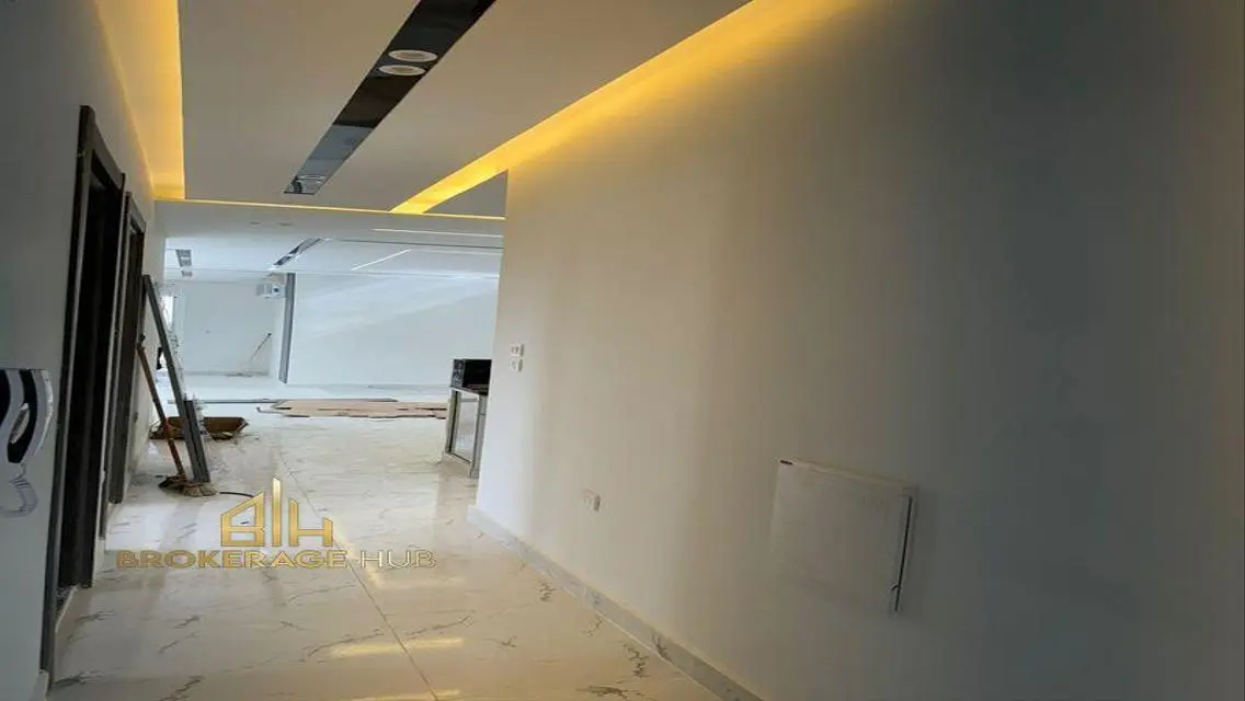 Luxury 200 SQM Apartment in Mina 30, 3 Bedrooms, 2 Receptions