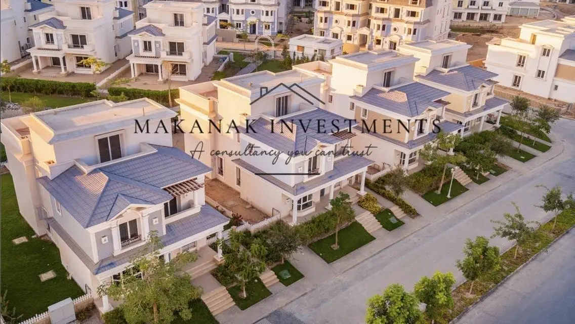 تاون هاوس كورنر جاهزة للسكن في موقع مميز للغاية