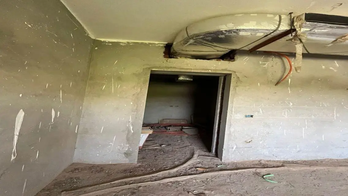 Villa in very prime location in Tara Compound.