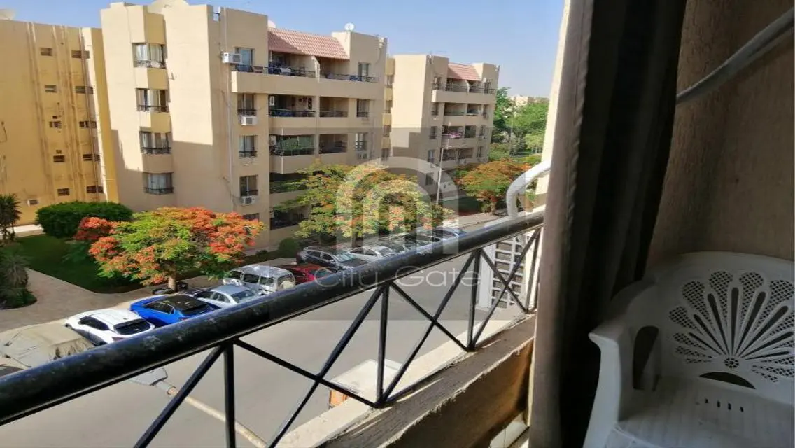 شقة للبيع في CityGate بملحقات حارس أمن وشرفة