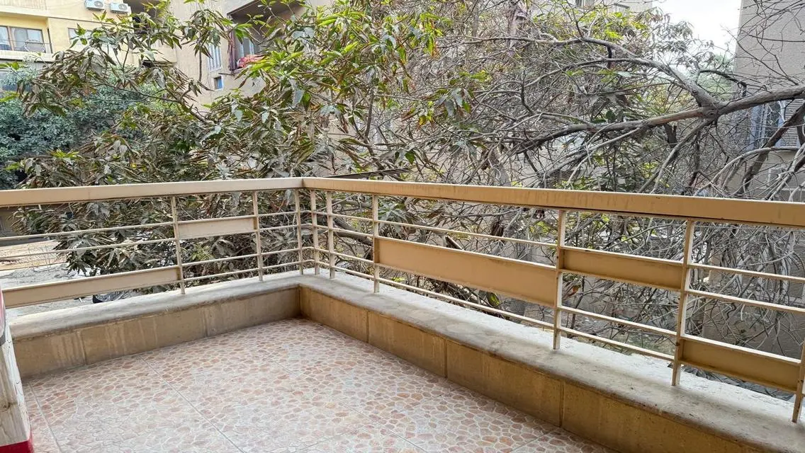 شقة للإيجار بمساحة مميزة - 35,000 جنيه
