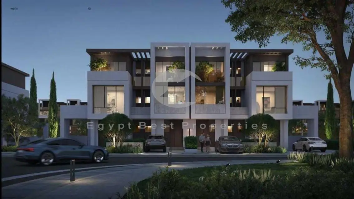 OWN YOUR FINISHED APARTMENT AT HYDE PARK OVER 10 Y