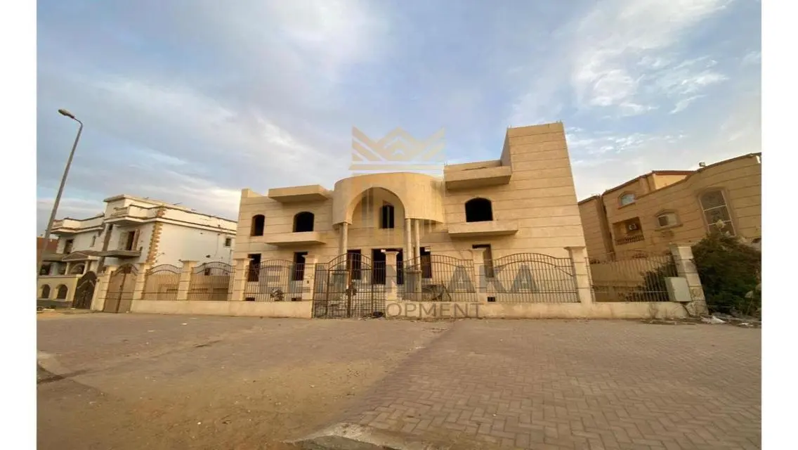 Live in the Most Prestigious Location in Sheikh Za