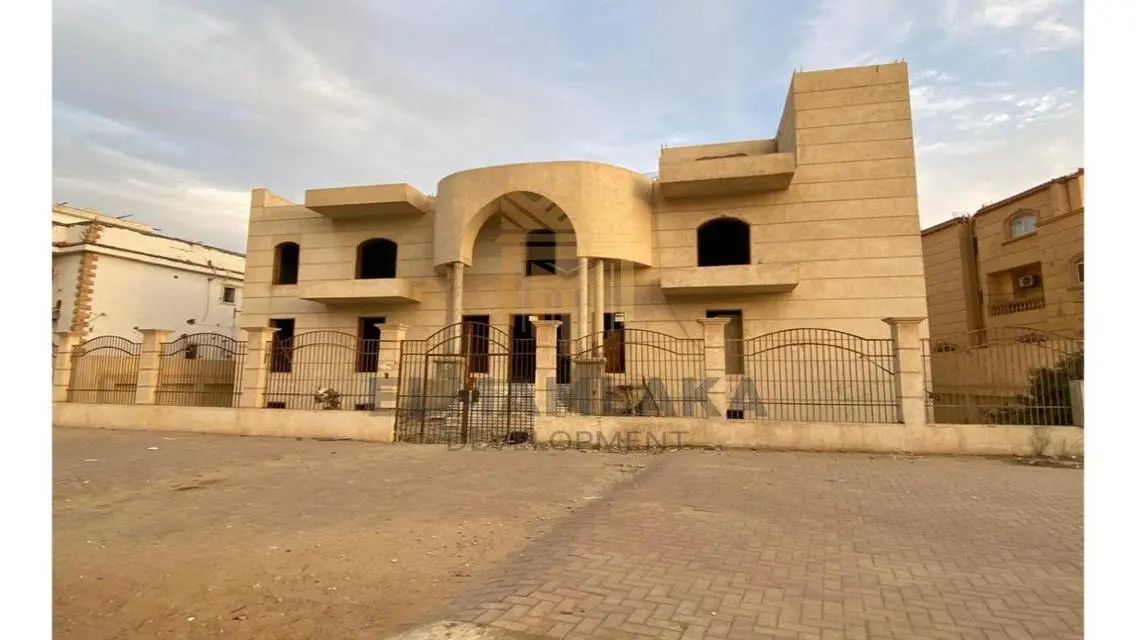 Live in the Most Prestigious Location in Sheikh Za
