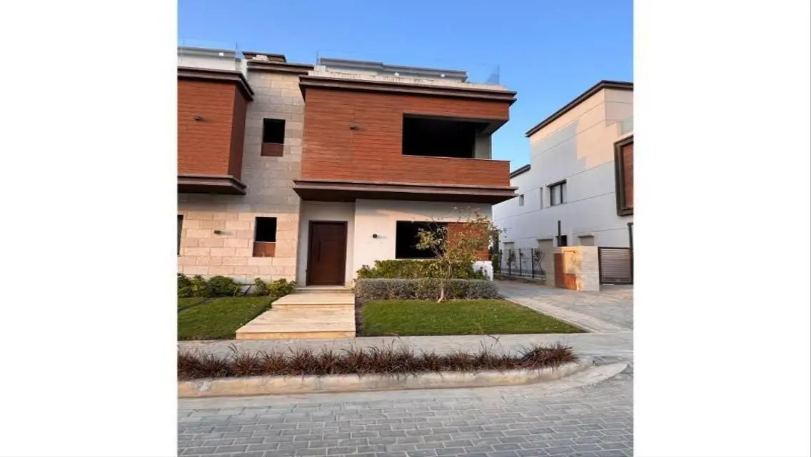 town house corner for sale at azzar 1 at