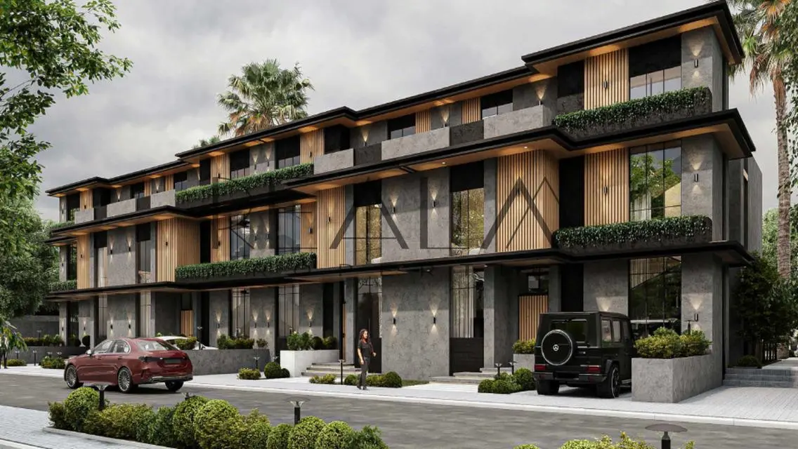 Villa with Lake View and 12 years Installments