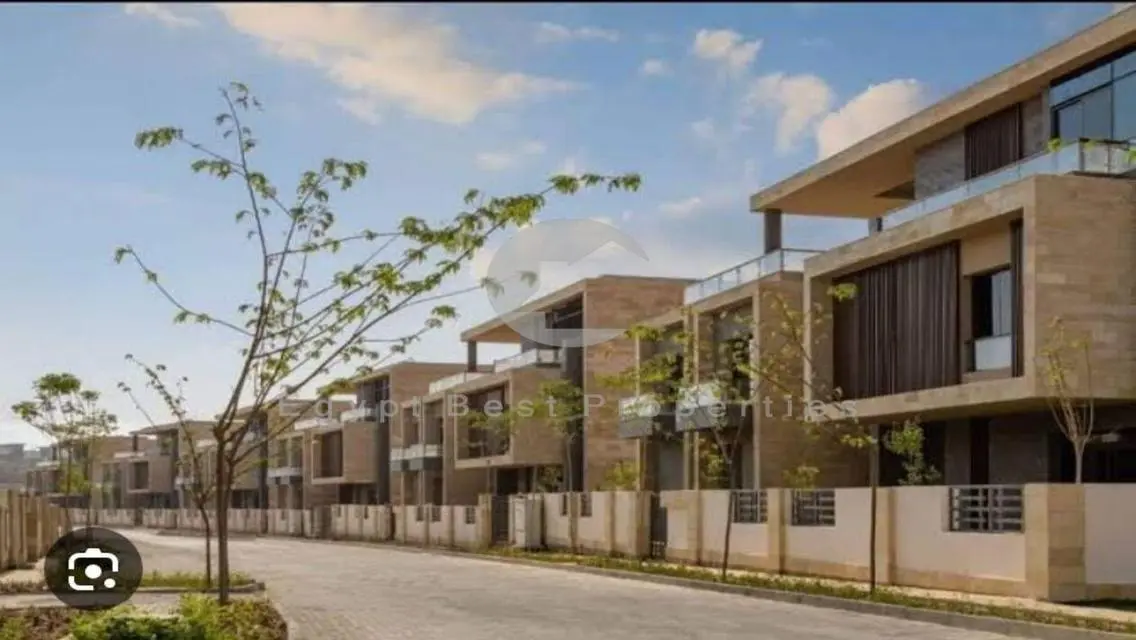 garden apartment best price, location in taj city