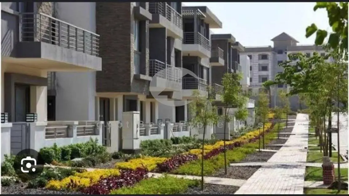 garden apartment best price, location in taj city
