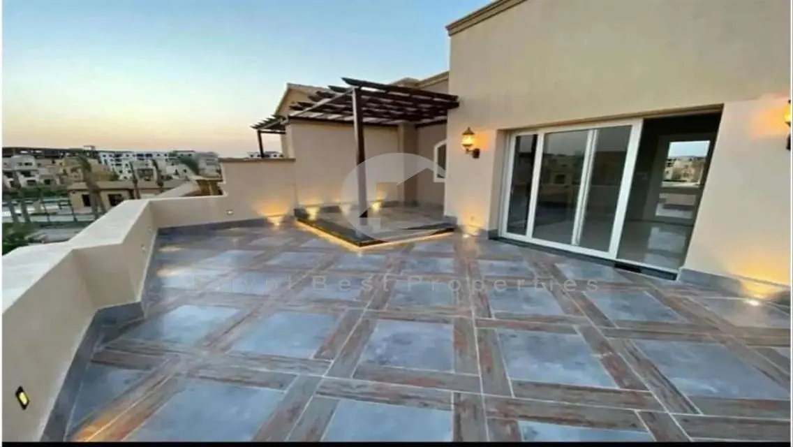 S-Villa corner with private garden at Sarai