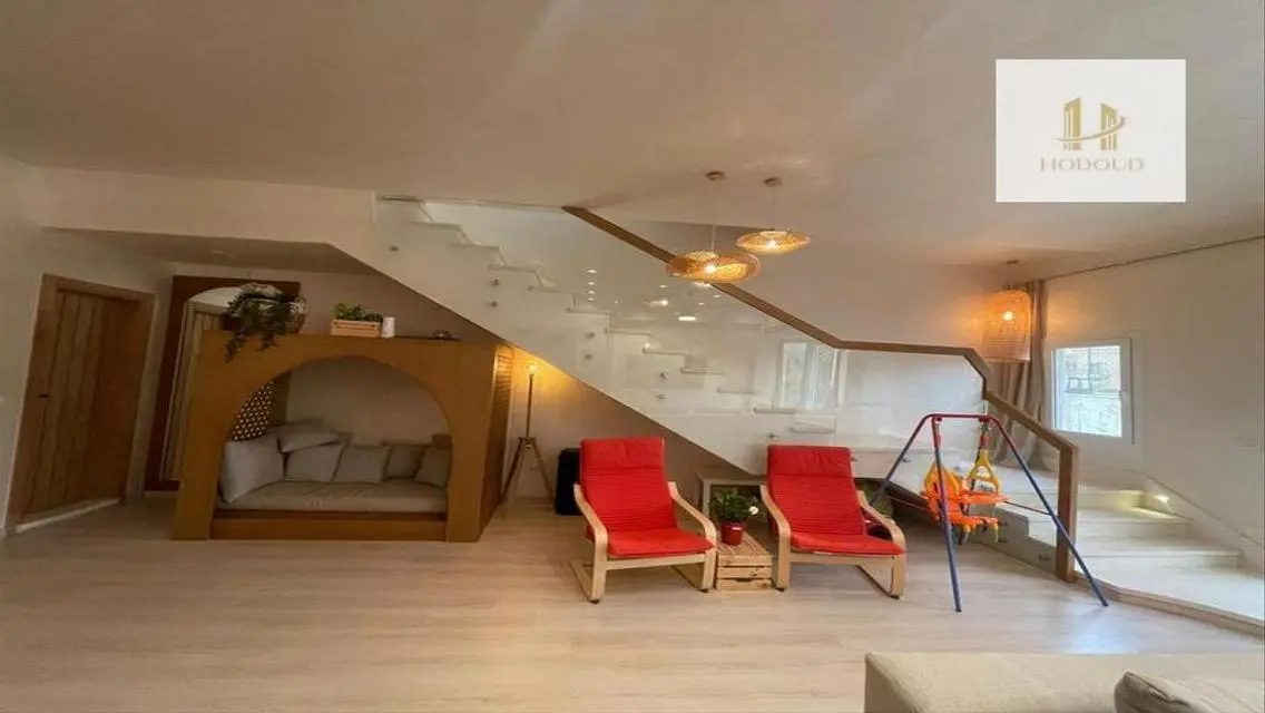 Luxurious Home with Meter Space