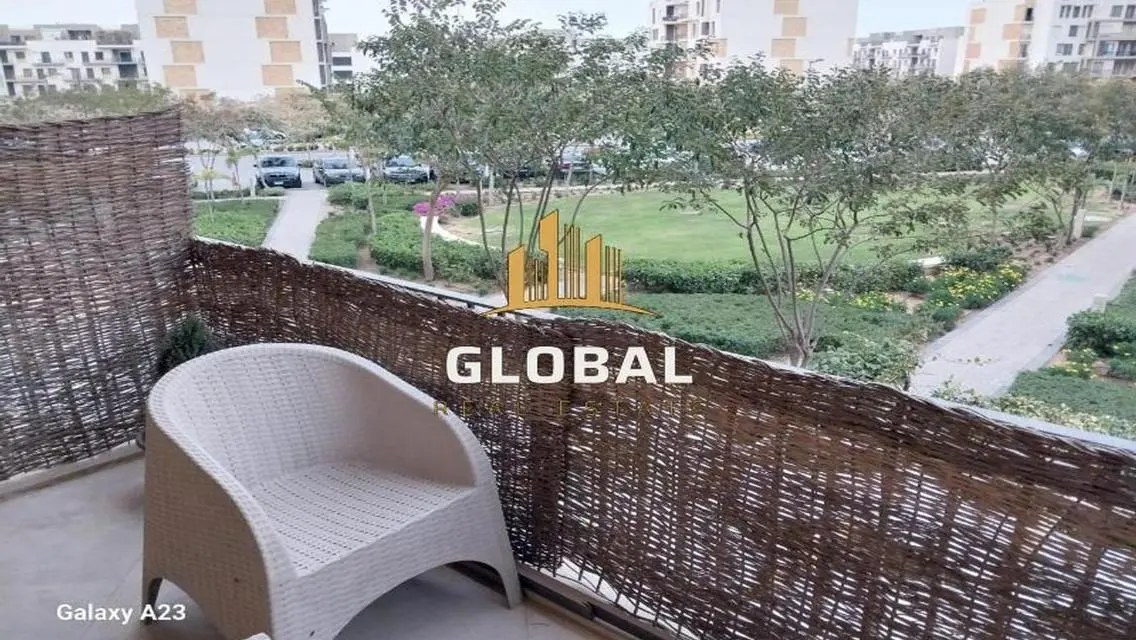 Luxury Apartment in Sodic Eastown
