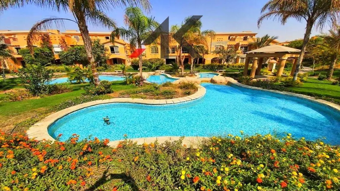 Twin House L350m For Sale in Dyar Park