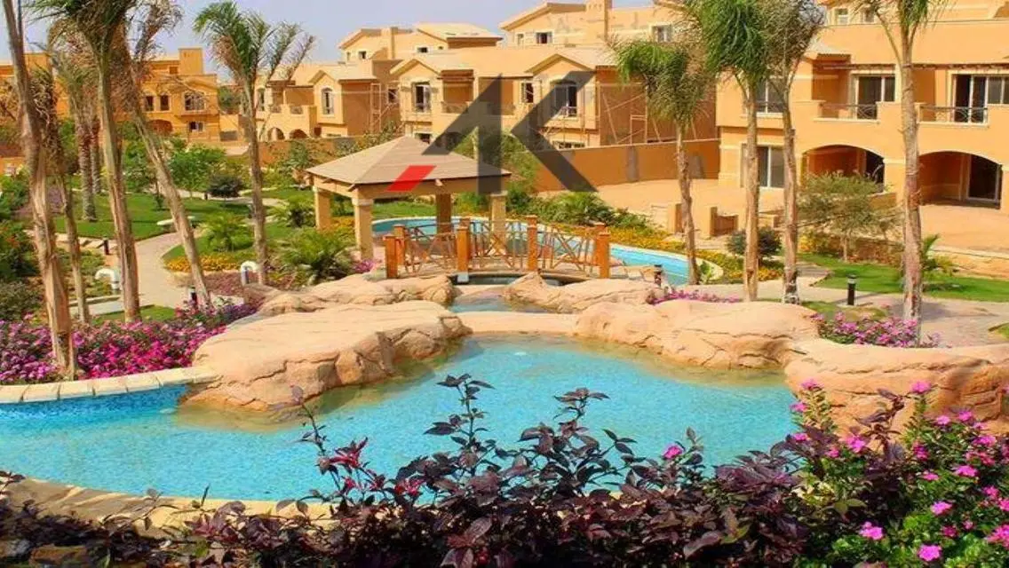 Twin House L350m For Sale in Dyar Park