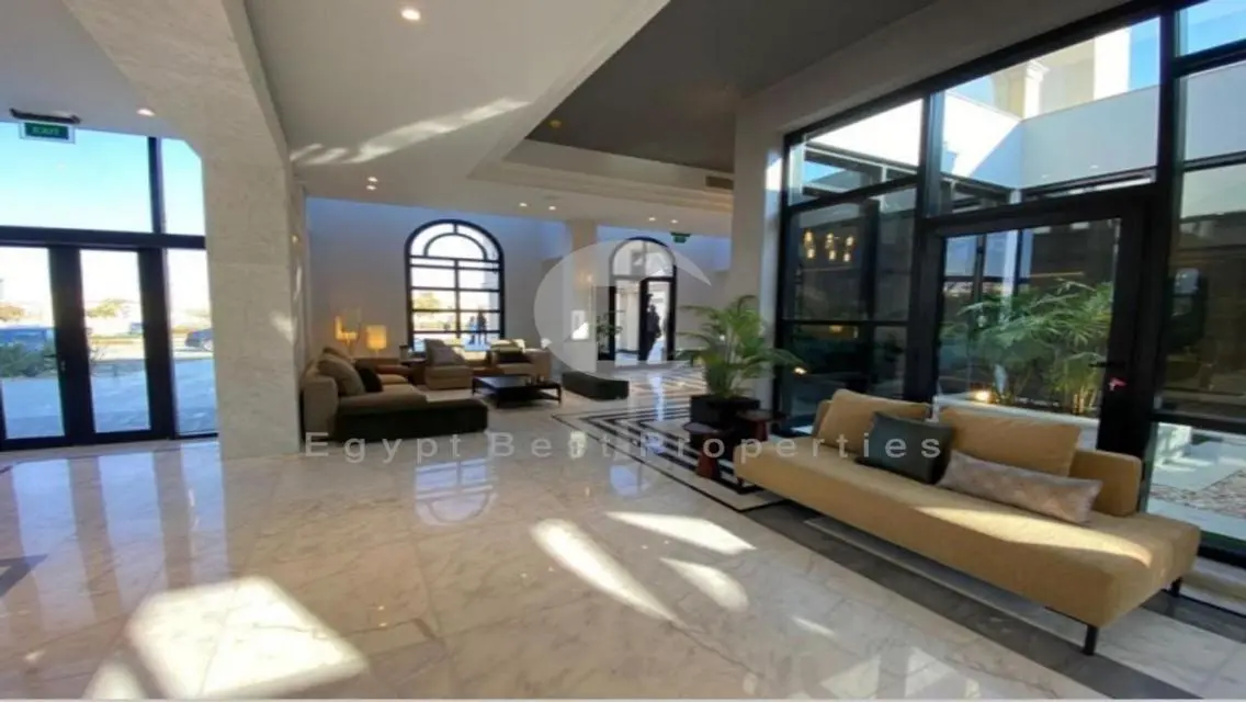HYDE PARK /LIMITED OFFER /PHASE ONE /VILLAS /10YRS