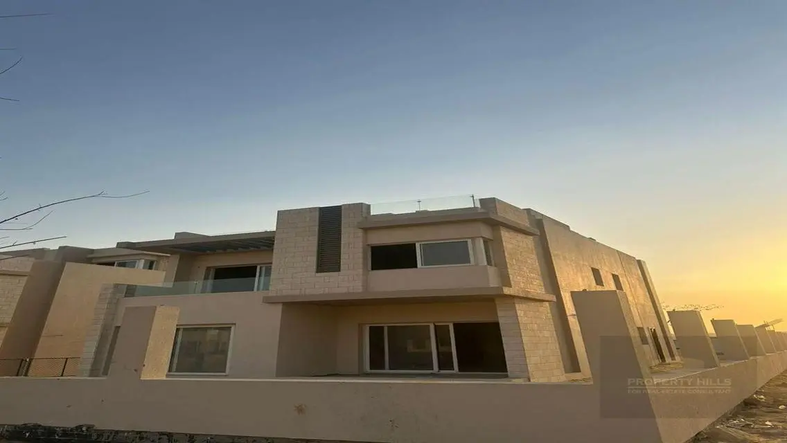 Luxury Villa for Sale with Modern Design