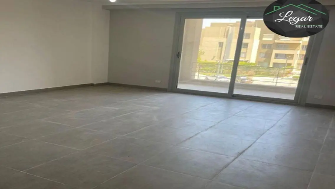 Luxury Apartment near Palm Parks