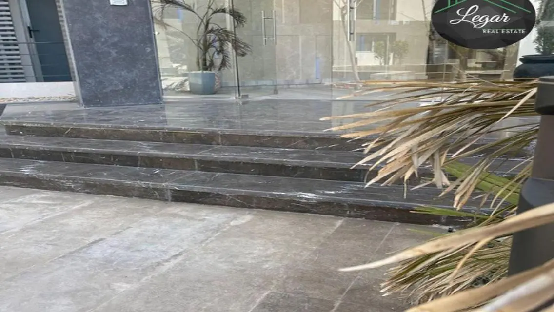 Luxury Apartment near Palm Parks