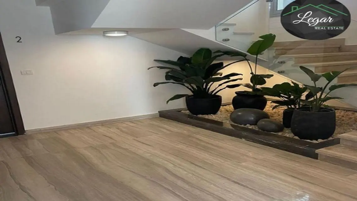 Luxury Apartment near Palm Parks