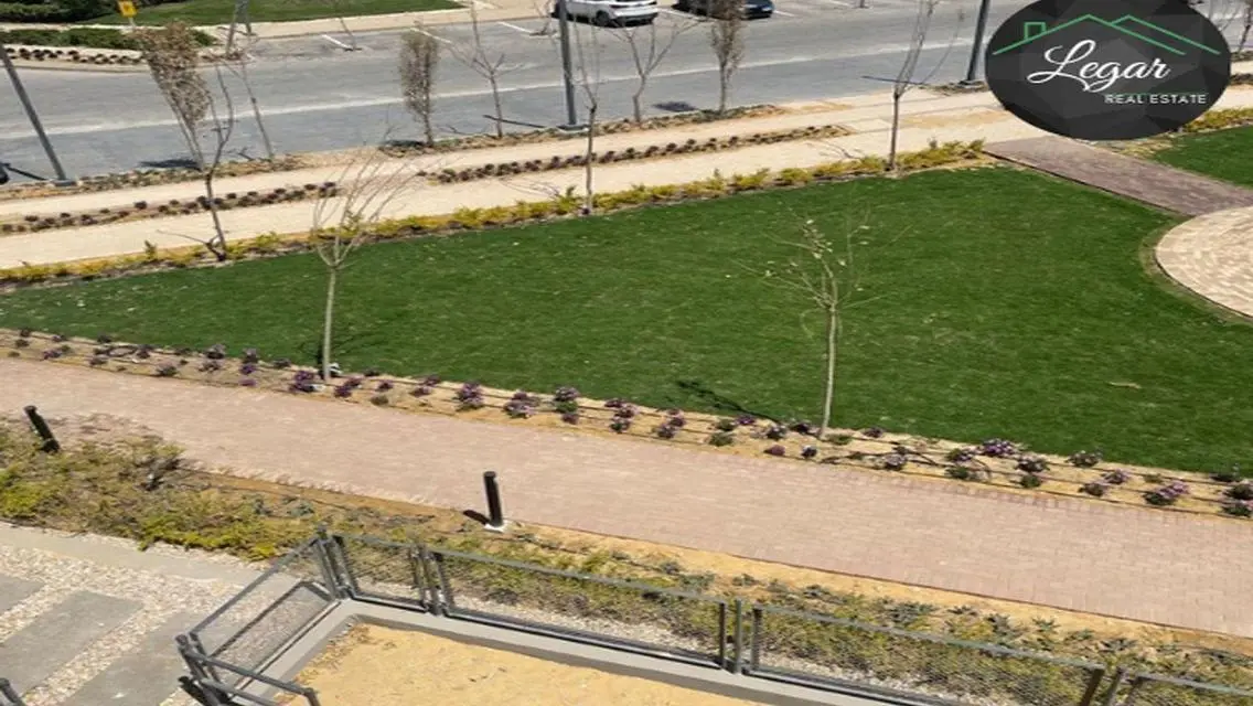 Luxury Apartment near Palm Parks