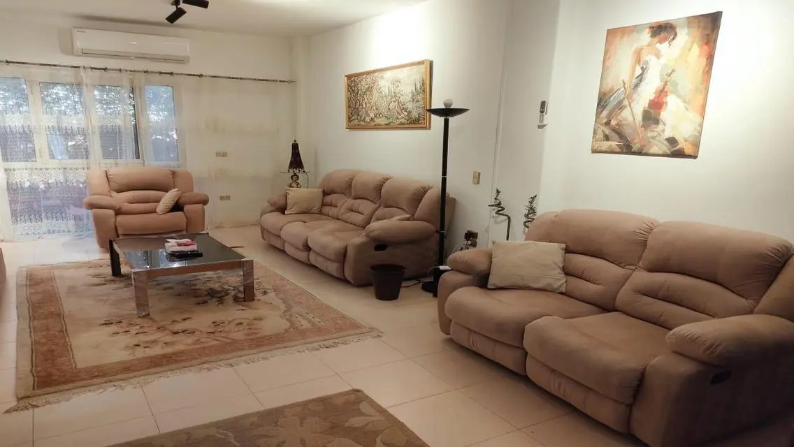 villa for rent a special price